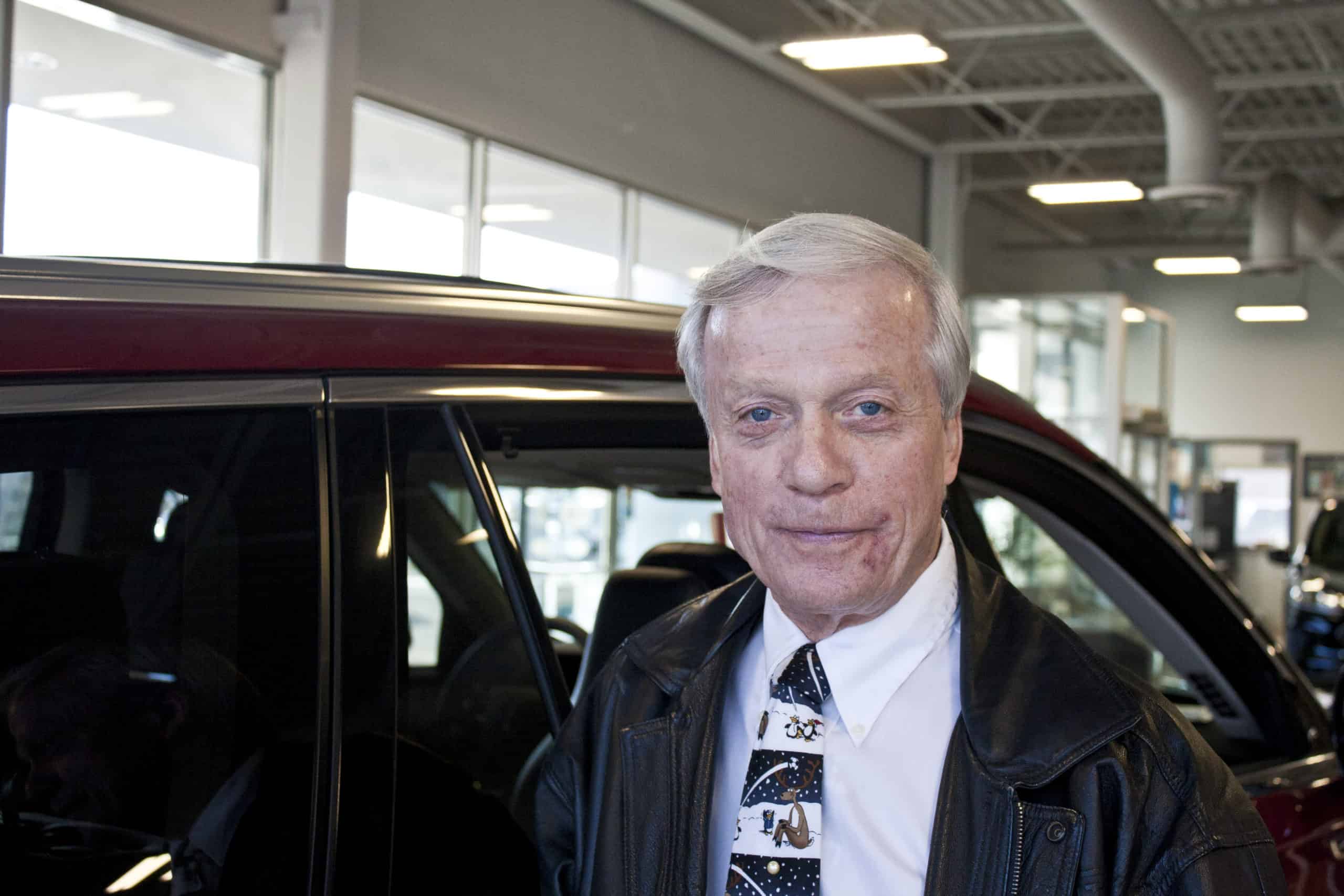 Ron Giles : Sales Consultant