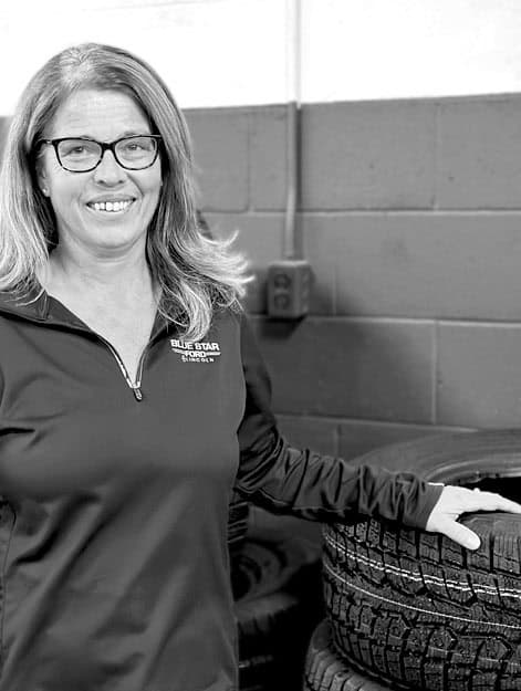 Emily Sinichko : Lincoln Service Advisor
